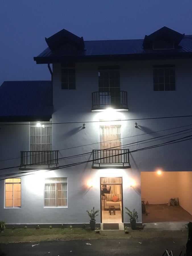 Regal Rose Luxury Holiday Apartments Nuwara Eliya Buitenkant foto