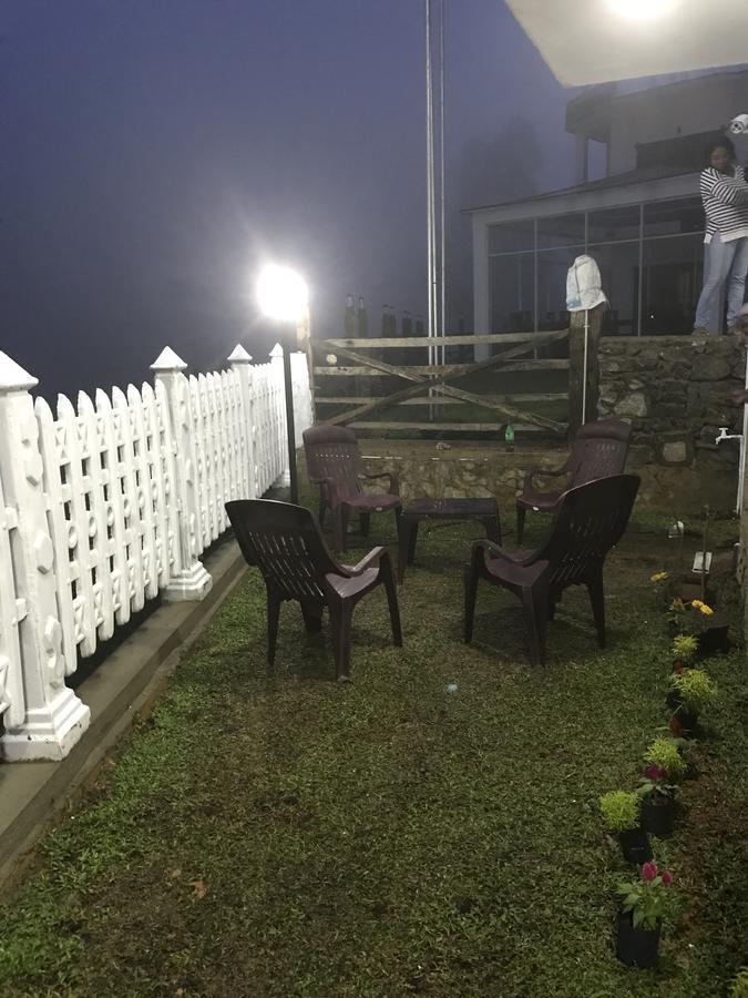 Regal Rose Luxury Holiday Apartments Nuwara Eliya Buitenkant foto