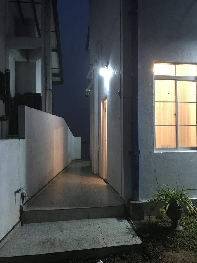 Regal Rose Luxury Holiday Apartments Nuwara Eliya Buitenkant foto