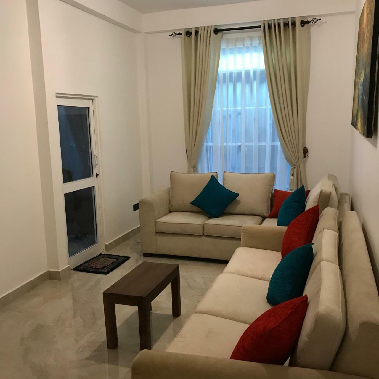 Regal Rose Luxury Holiday Apartments Nuwara Eliya Buitenkant foto